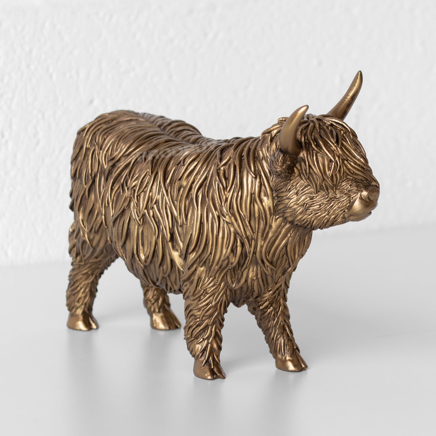 Highland Cow 25cm Bronze Resin Ornament
