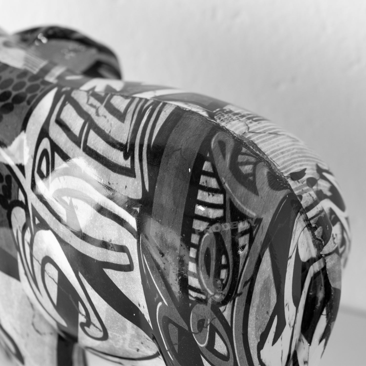 20cm Tall Monochrome Graffiti Elephant Ornament