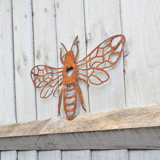 Rusty Honey Bee 38cm Metal Wall Art Hanging