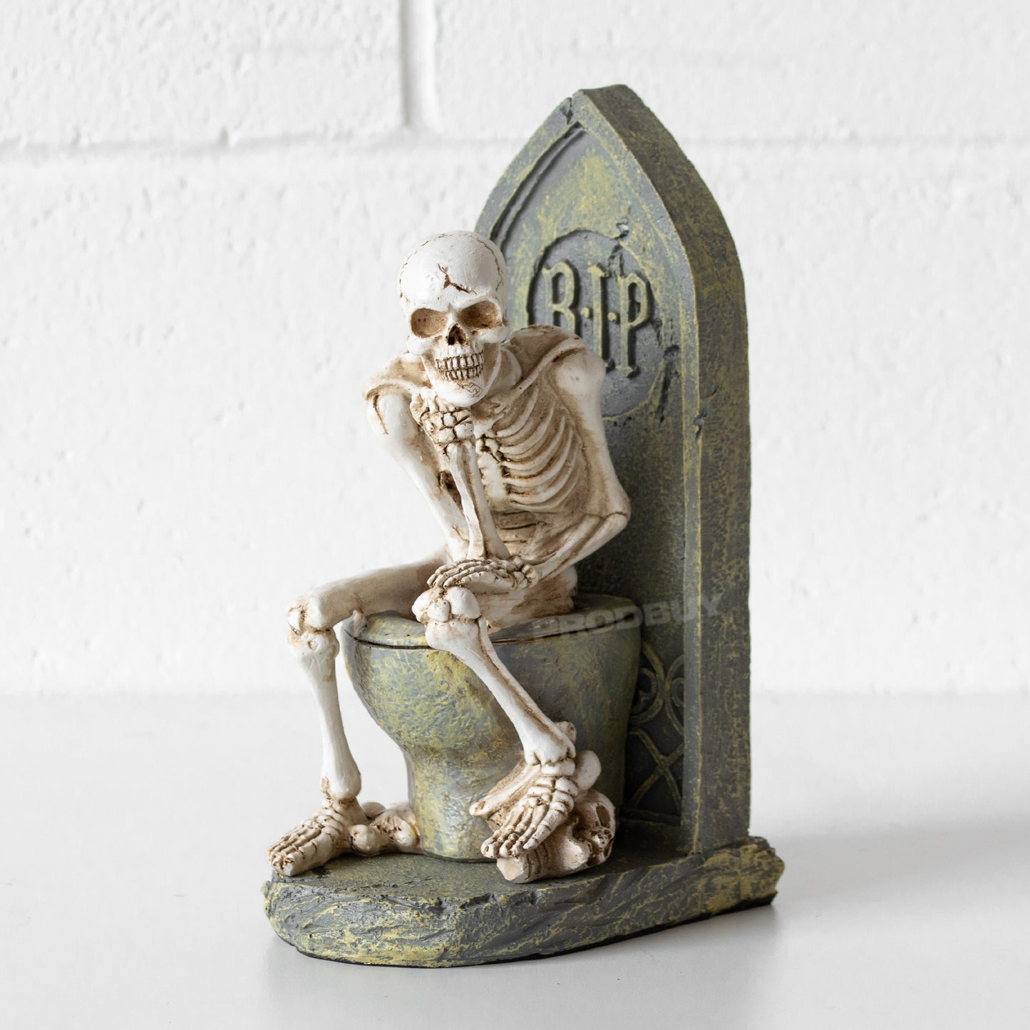 Resin 'Skeleton On The Loo' Decorative Ornament