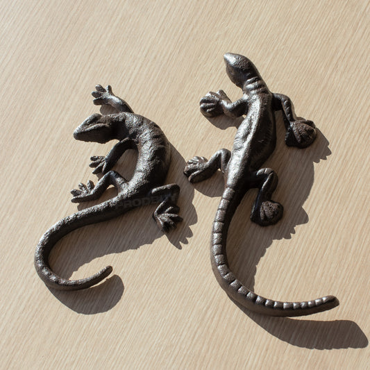 Set of 2 Cast Iron Lizard Ornaments