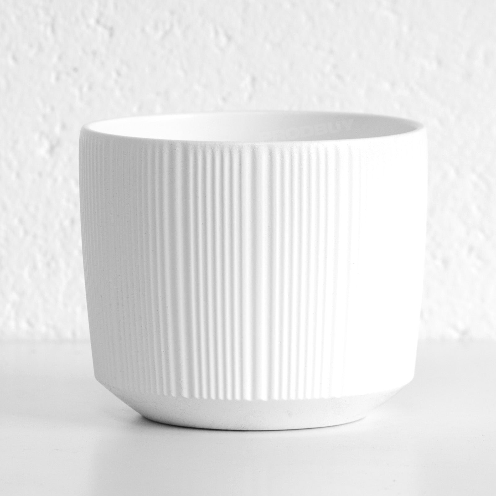 1l plant pot Ribbed Round 1L Plant Pot Cover – Robert David Home