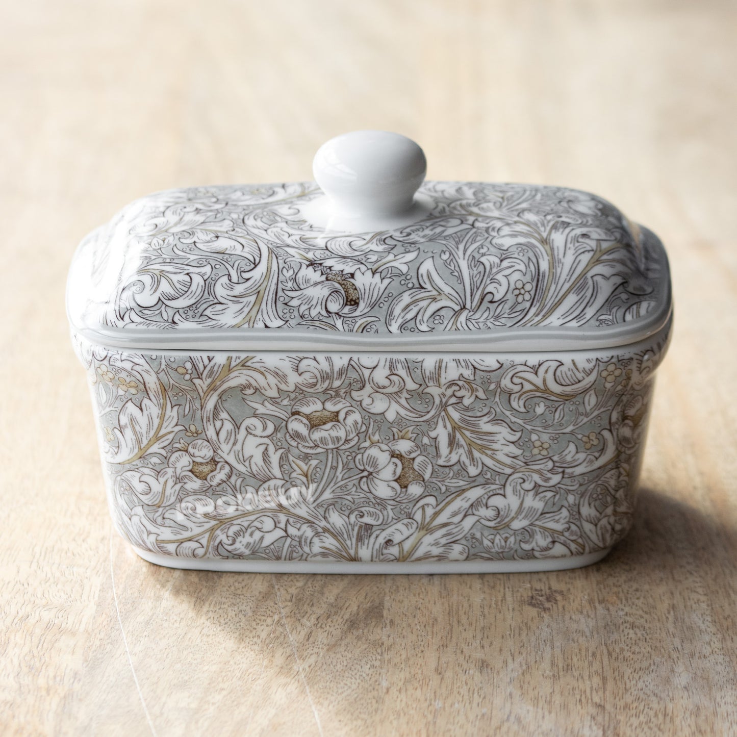 William Morris Grey Bachelor's Button Butter Dish