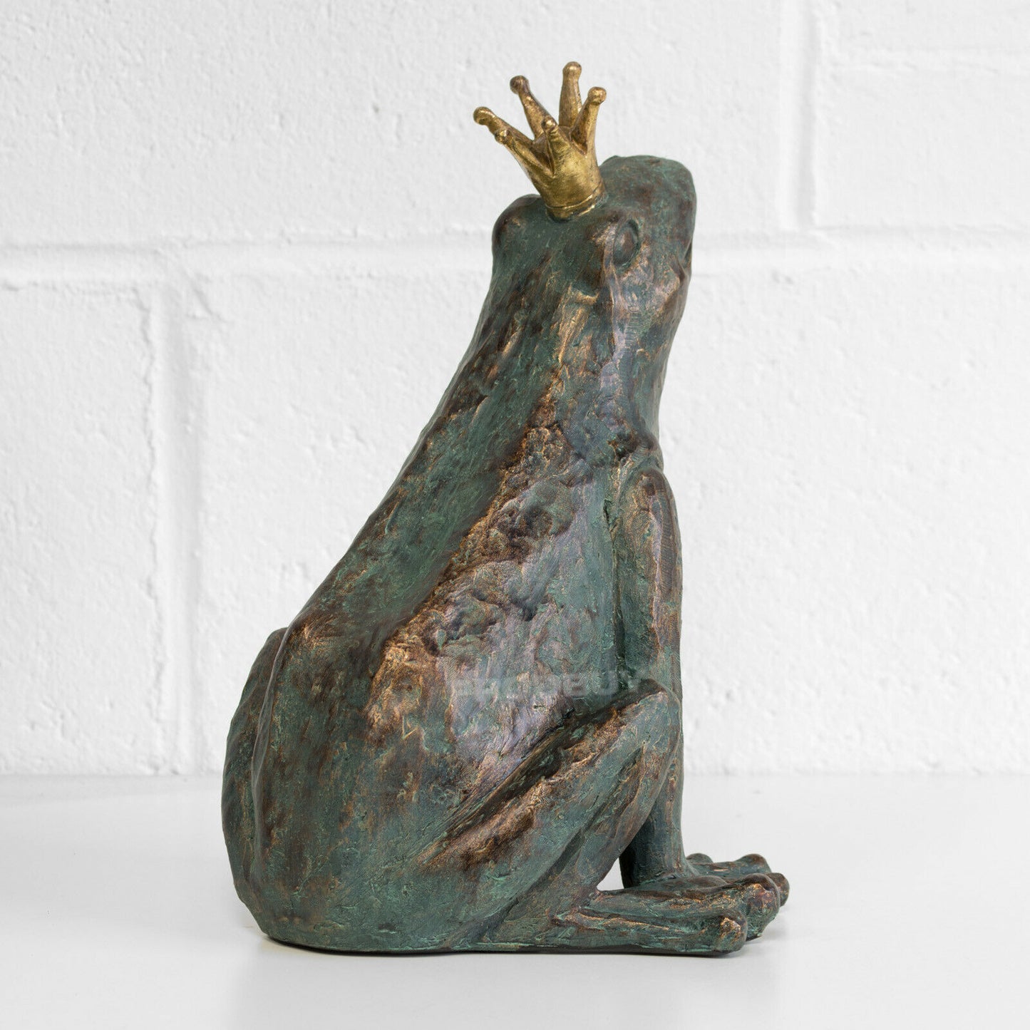 Royal Frog Prince with Crown Garden Ornament