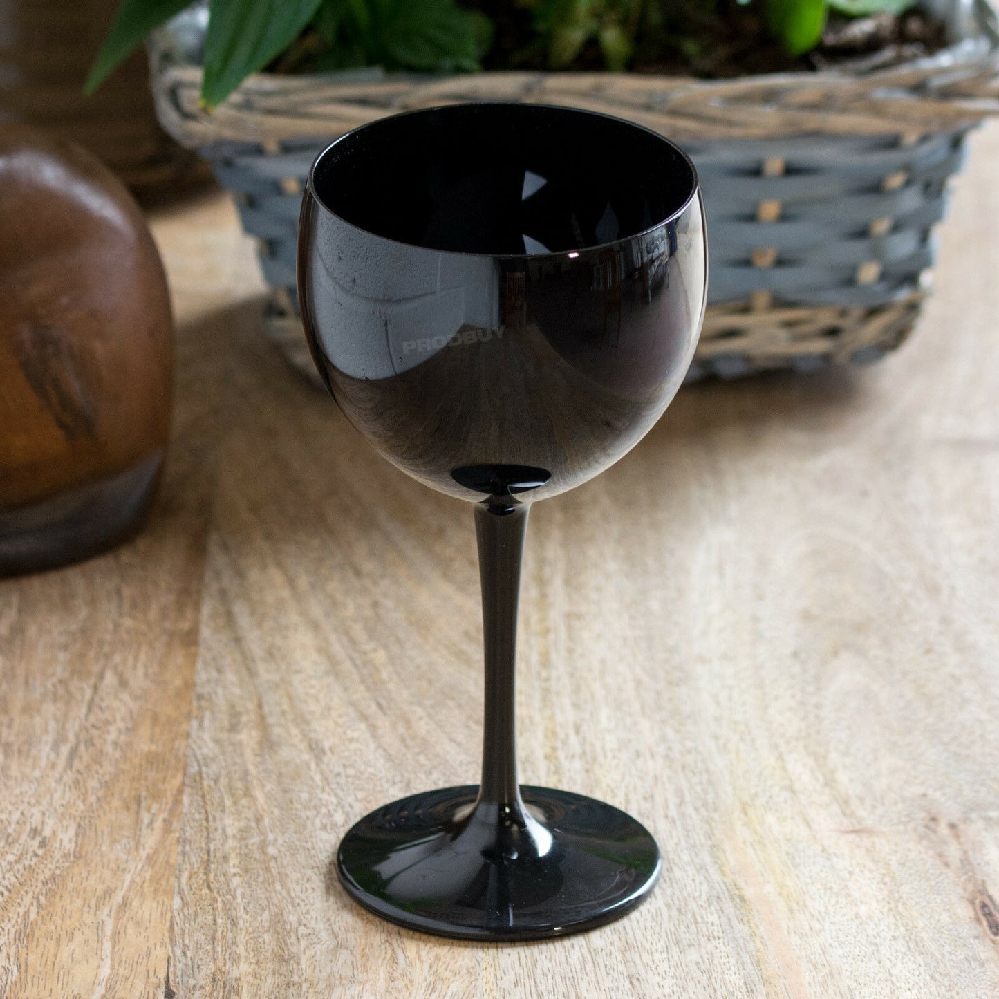 Set of 4 Black Polycarbonate 40cl Plastic Wine Glasses