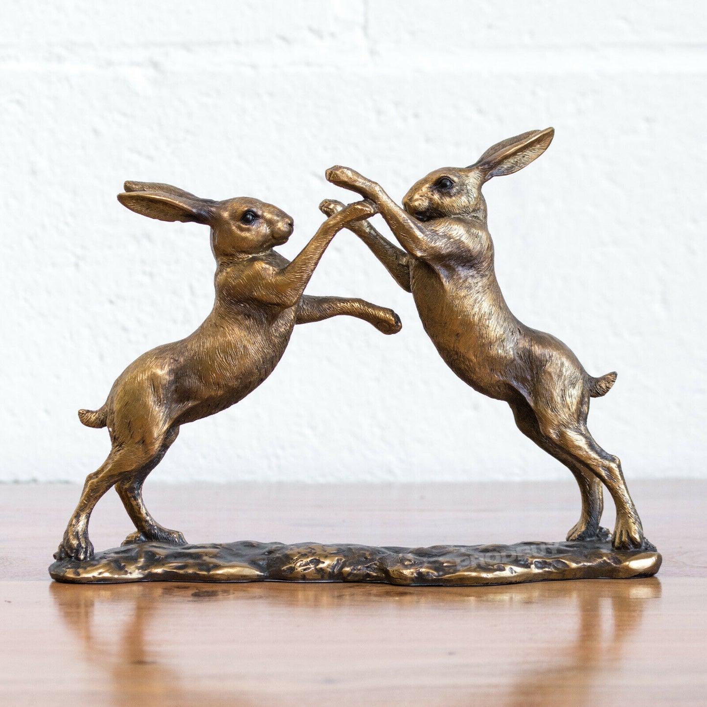 Bronze Resin Boxing Hares Ornament